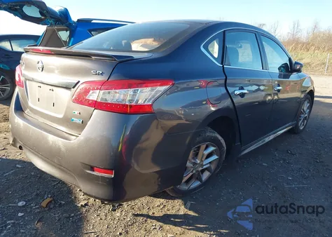 2014 Nissan Sentra Sr z USA, uszkodzony, nr VIN 3N1AB7AP0EY234108